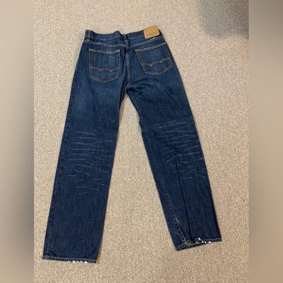 American Eagle blue denim jeans, relaxed fit, waist 32”, inseam 34”. - Picture 2 of 4